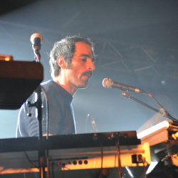 ARCHIVES 2011